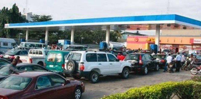 Fuel Scarcity Grips Nigeria Despite NNPC's Assurances; Citizens Face Soaring Prices and Prolonged Wait Times